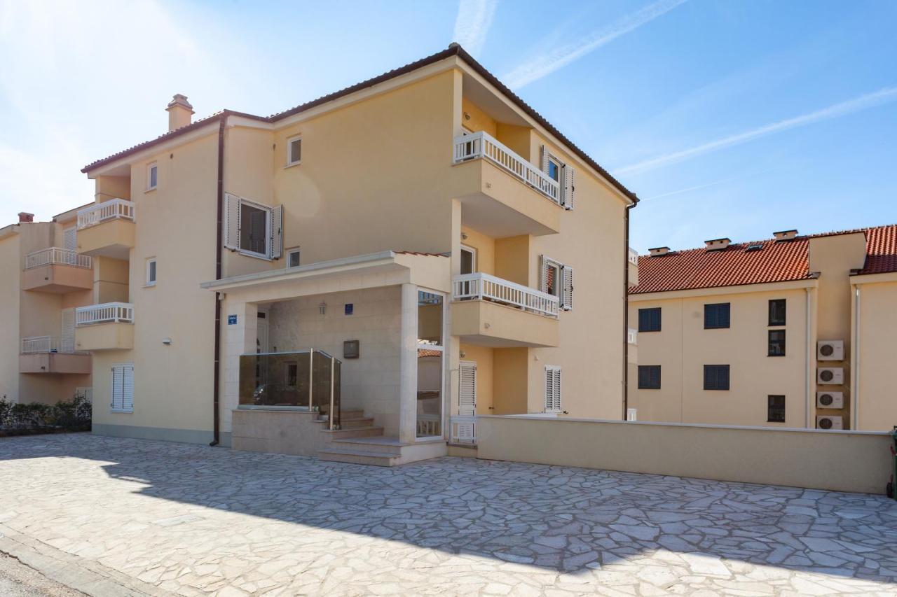 Villa Andric มาคาร์สกา ภายนอก รูปภาพ
